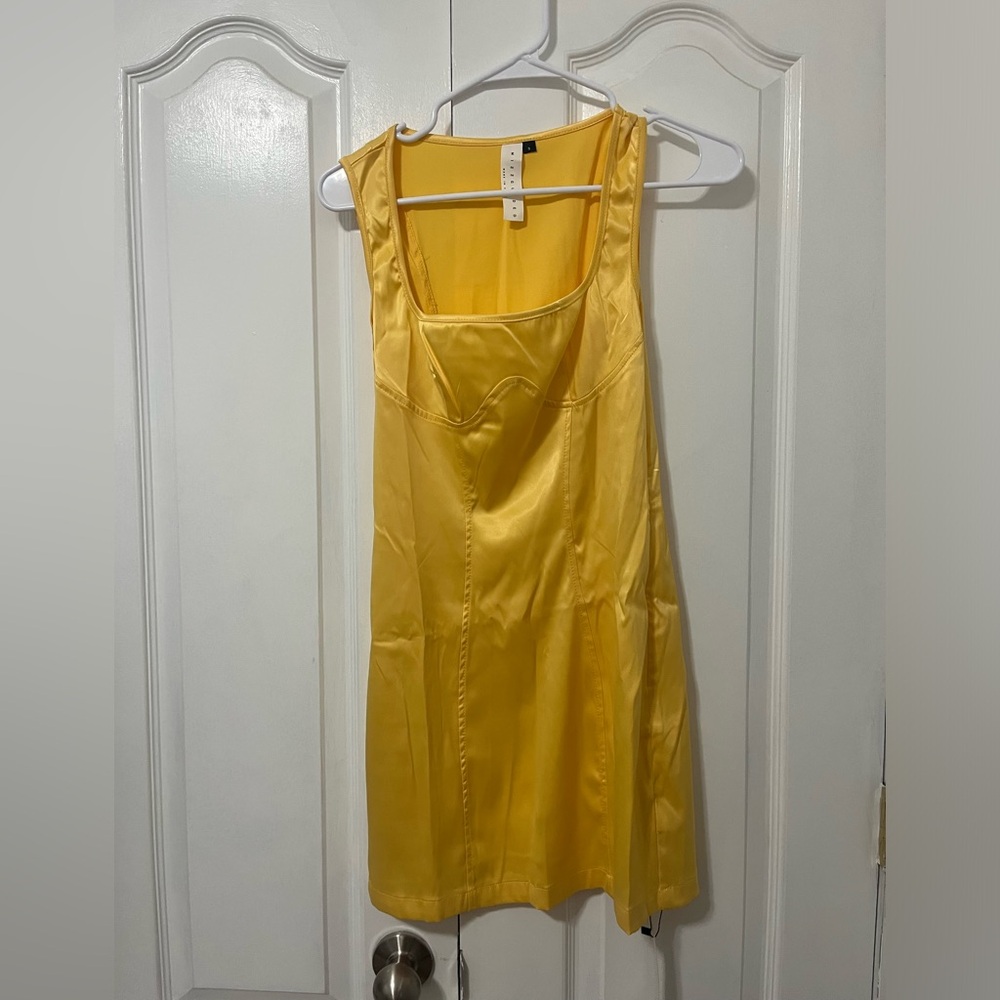 Yellow MissGuided dress!!!